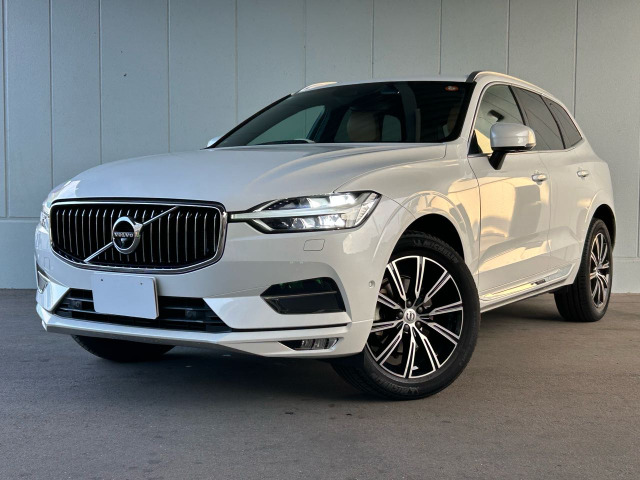 XC60（ボルボ）D4 AWD Rデザイン ディーゼル 4WD 中古車画像