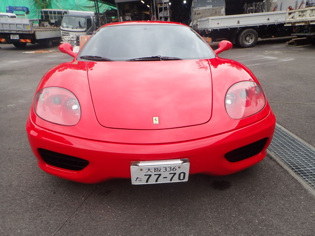 �{�f�B�J���[�́A�t�F���[�����ے�����`���I�ȐԐF�u���b�\�E�R���T�v!�l�C�F�ł���