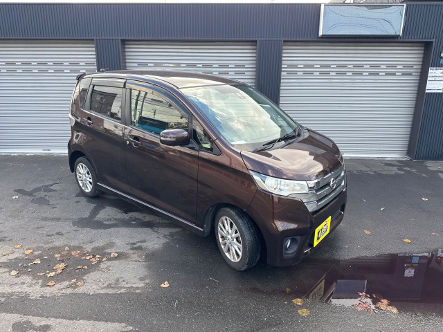 デイズ(日産) ハイウェイスターX Vセレクション+SafetyII 4WD 中古車画像