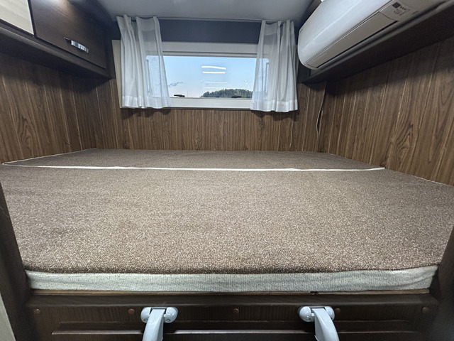 �L�X�Ƃ��ĉ��K�ȃ��A�x�b�h!���@��209cm&times;141cm�ƂȂ��Ă���܂�!