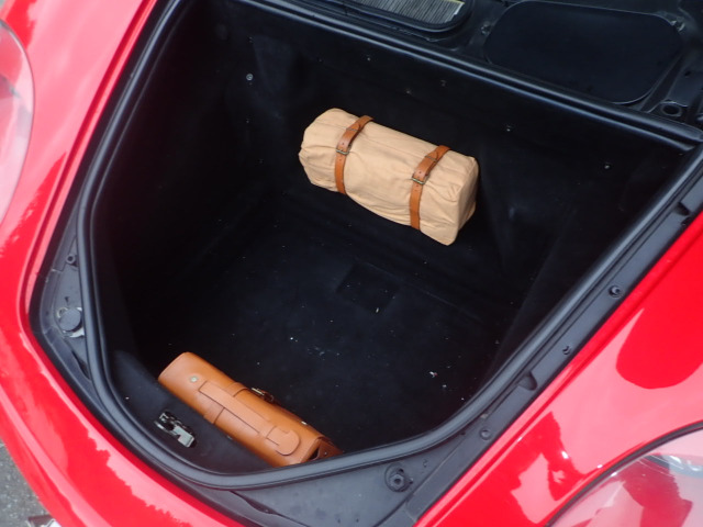 �g�����N���[���́A�[���ȍL��������܂��B