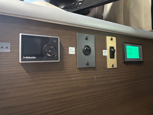 FF�q�[�^�[�}���`�R���g���[���[ 1500W�C���o�[�^�[�X�C�b�`