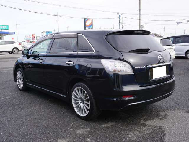 �����V4�������̌����_�p�ɓX�܂�����܂��B�������ɂ̓K�X�g����E�����̂₳��E�g��Ƃ�����������܂��̂ŁA���H���̌�ɂ����X��OK�ł���