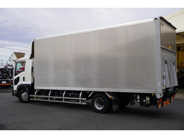 �o���E�g���b�N�Ƃ���1��1��d�l�̈قȂ镨�����A���m���Ɋ�Â�������₷�����������Ē����܂��B