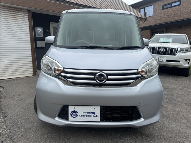 ●弊社は商品車全車、丁寧に鉄粉を取り除き、下処理をしてから磨き上げています。手触り光沢をご確認ください♪撥水効果の持ちも違います。