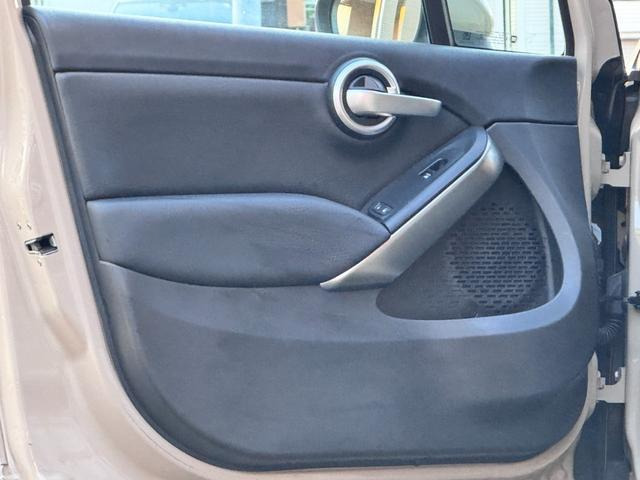 ������ȃh�A�̓��������ԗǂ��A���ꂢ�Ɏg�p����Ă����̂��킩��1�䁚