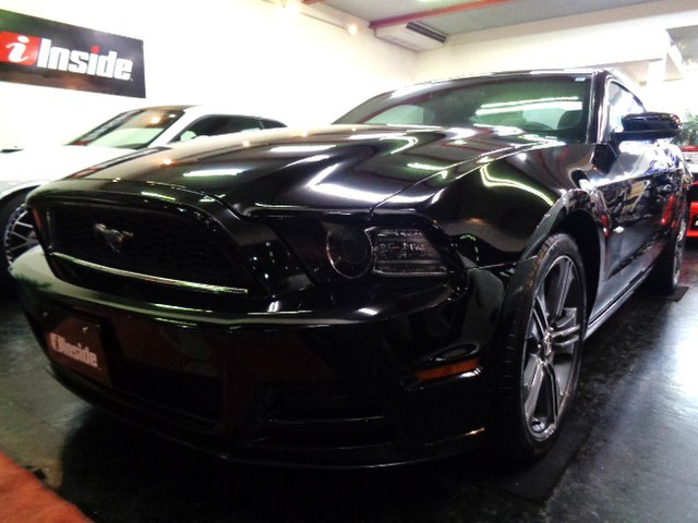 マスタング(フォード) V6 クーペ プレミアム　後期モデル3.7V6エンジン 中古車画像