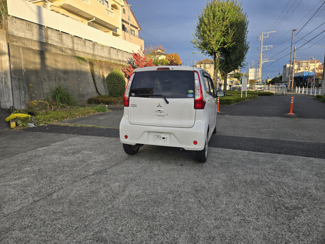 �g���₷���n�b�`�o�b�N�g�����N�ł��B(�x�����z13.8���~�E�����Ɍ���)