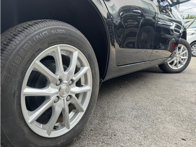 ���A���~�z�C�[���𑕒����Ă��܂������Ԃ��w�������ہA���s���ȓ_������Ǝv���܂����A�������炨�C�y�ɂ����k������!�ʓr���D�݂̃z�C�[���Ȃǂ���܂����炨�\���t������������