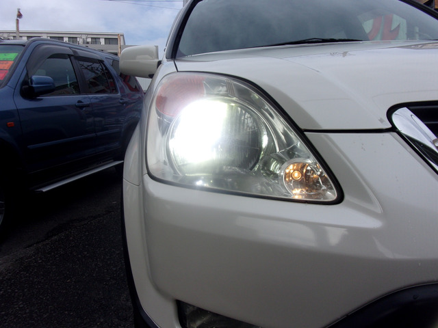 LEDヘッドライト。