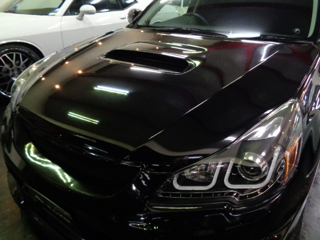 保管状況もよく光沢のあるクリスタルブラックシリカカラーのボディ&透明感の高いクリアヘッドライトです修復部はリアバンパー取付部の軽微なもので綺麗に補修され走行に支障のないものです