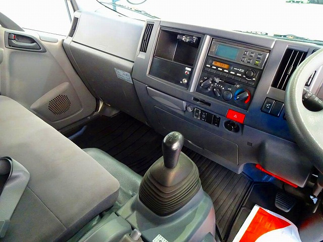 AC PS PW SRS ABS �L�[���X(�s��) ���d�i�~���[ AM/FM���W�I ETC �o�b�N���j�^�[ �^�[�{ �r�C�u���[�L HSA �A�C�h�����O�X�g�b�v �t�H�O�����v ASR �����u����