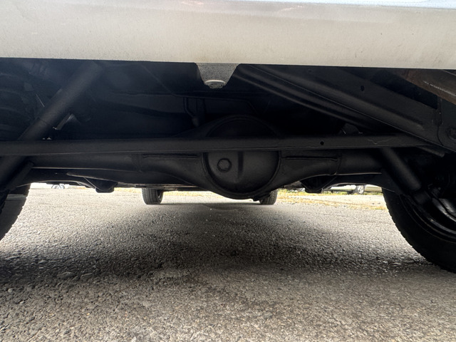 ●下回りがきれいなうちに、防錆加工の施工がオススメ。降雪地域はもちろん、沿岸部にお住いの方や、趣味でマリン・ウィンタースポーツをされる方に大変好評いただいております。