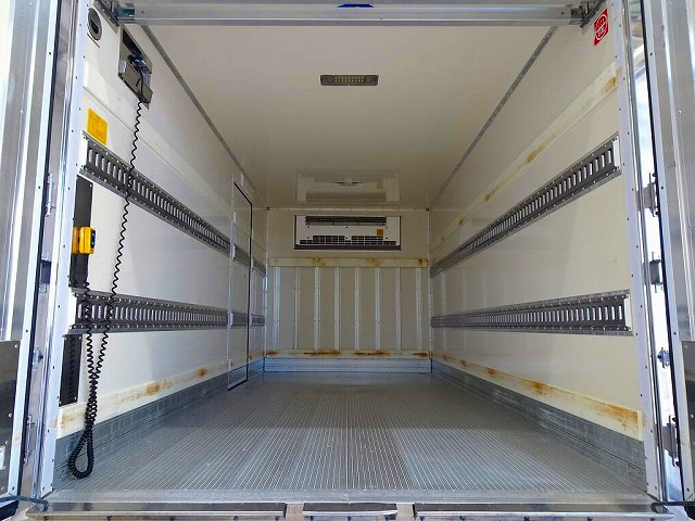 �ב����:436&times;201&times;200 ���A���~���V�X�e���t���A ���T�C�h�X���C�h�h�A(82cm/181cm) �X�e�����X�����b�V���O���[��(60cm/120cm)/�o�[2�{ ���������O1�� �׎�LED��2��