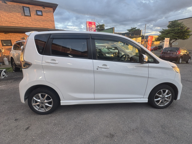 ●各種オートローン取扱っております。頭金なしの全額ローンも歓迎致致します!!審査だけでも大丈夫ですのでお気軽にお立ちよりください。