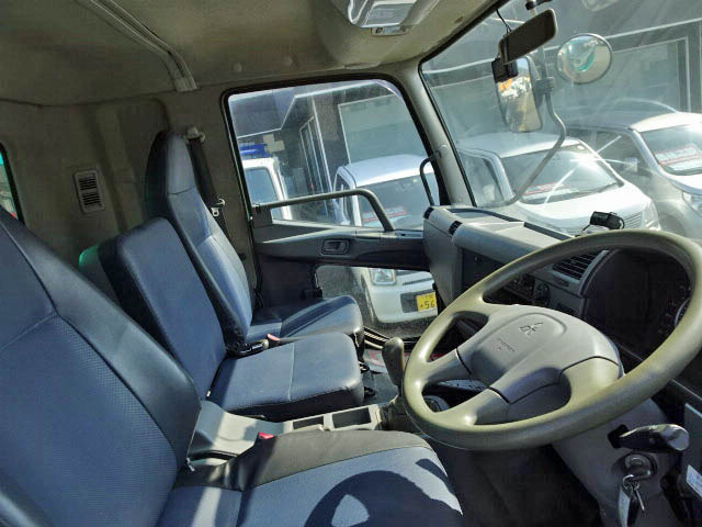 �����́A�N����������L�Y�L��܂��B �n���h���C��L��B �V�䂤������L��B �^�V�[�g��C�ς݁B �x�b�g�X�y�[�X�L��B