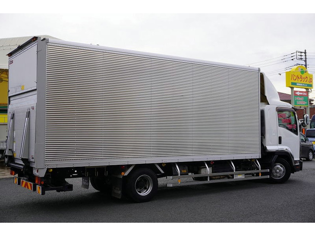 �o���E�g���b�N���A���݌�200��ȏ�!!���Ђ�HP�����񂲗����������Bhttp://www.vantruck.co.jp/index.htm