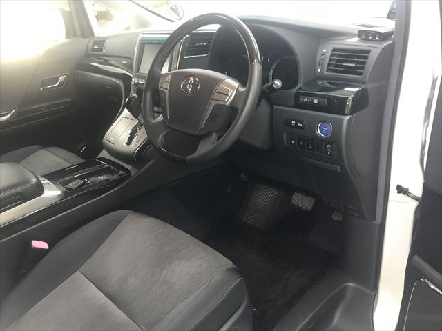 �y�i���Ӓ�ςݎԗ��z���X�̏��i�Ԃ͑S��AIS�Ӓ�ώԂł��B��3�ԋ@�ւɂ������ȍ���ŏC�����⑖�s�����̕s���\���͈�؂������܂���B(���ɂ����Ăłׁ̈A���Ӓ�̏ꍇ���������܂�)