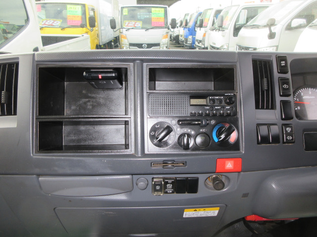 �������E�C���p�l���ł���