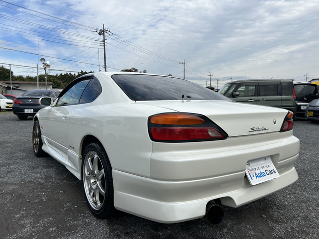 (H14�N���E�V���r�A�ESpec-R�E�p�[���z���C�g3�R�[�g�p�[��)���ׂ��܂����B