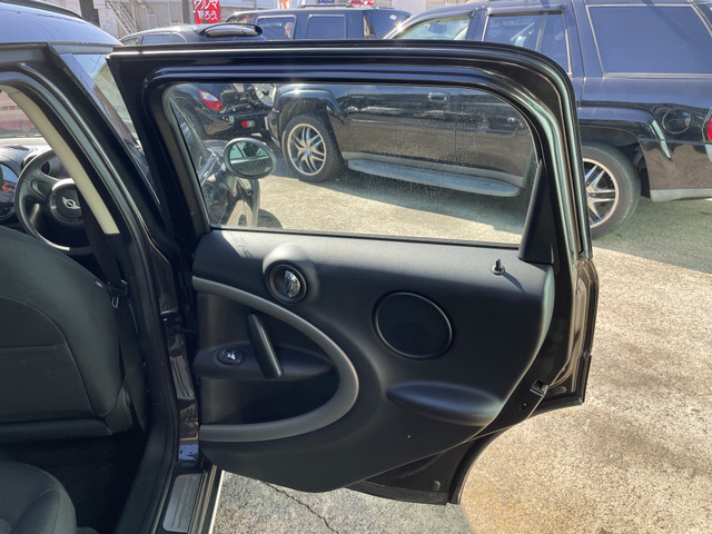 契約書のやり取りはメールやFAXのみでも可能です。TELにて現車を確認しながらのご説明や、気になる箇所の写メ送信等もご対応できますので、お気軽にお申し付けください。