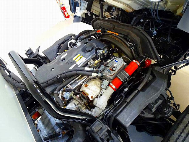 �G���W�����[��