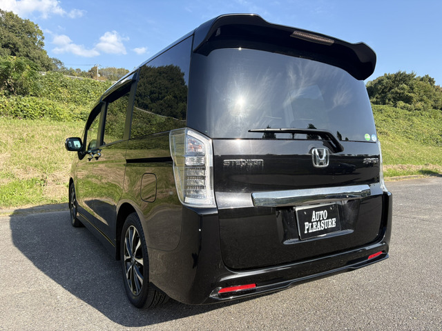 ステップワゴン2.0 スパーダ Z クールスピリット