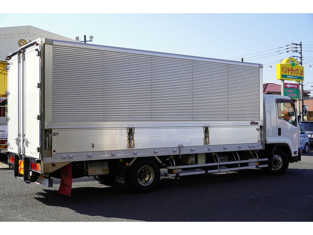 �o���E�g���b�N���A���݌�200��ȏ�!!���Ђ�HP�����񂲗����������Bhttp://www.vantruck.co.jp/index.htm