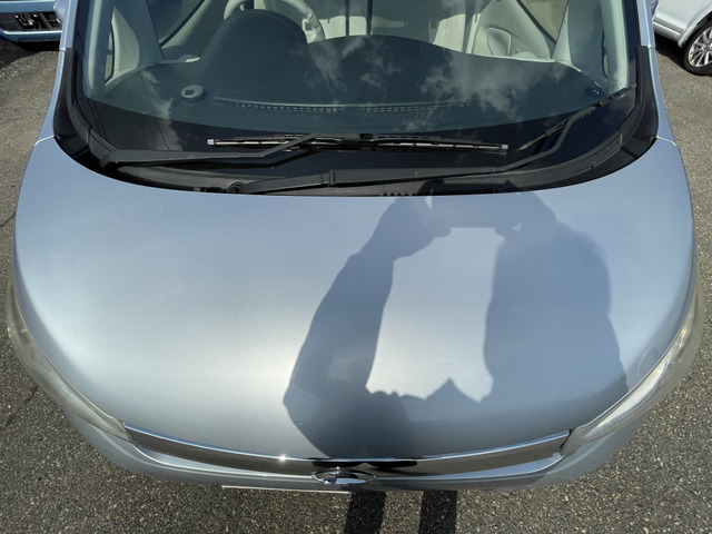 �y�x�����z���i�X�z���Ԃ������������܂��āA���ɗL�������܂��B�݌Ɏԗ��ɂȂ�܂��̂ŁA���񂲓s���̋X�������ɁA���ɗ��ĉ������B���X�\��������ƁA���ē����X���[�Y�ł��B