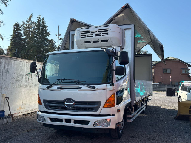 レンジャー冷蔵冷凍車