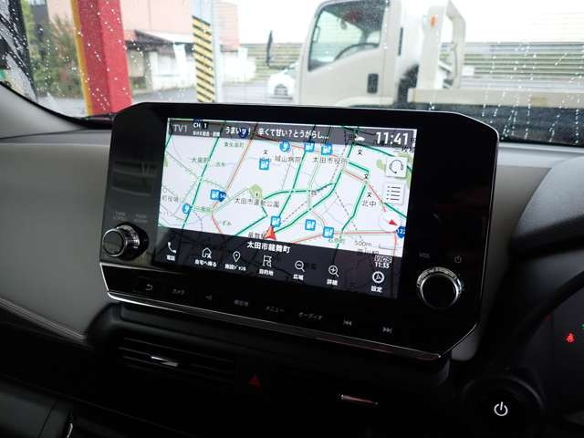 ��9�C���`���ʂ̃X�}�[�g�t�H���A�g�i�r�Q�[�V����!�����n�}�ƃi�r�Q�[�V�����@�\�ō����x�ȃ��[�g�ē����X���[�Y�ɒ񋟁B���ӂ̏[�d�X�|�b�g�������ł���[�d�X�|�b�g���\���@�\�����ځ�