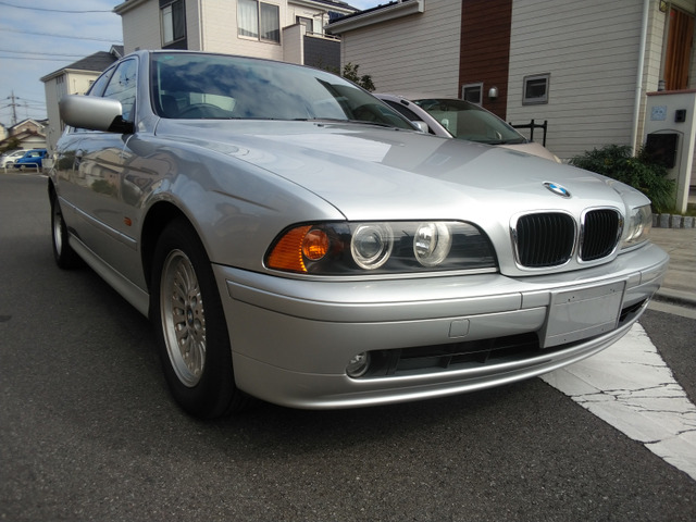 5シリーズセダン（BMW）525i　予備検付き 中古車画像