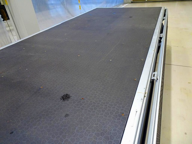 �ב����:356&times;161&times;38 �O���J ���E���邪��Q�[�g �A�I���O���㕔�v���e�N�^�[�t ���A�A�I���`�F�[��2�� �ב�p�y�V�[�g