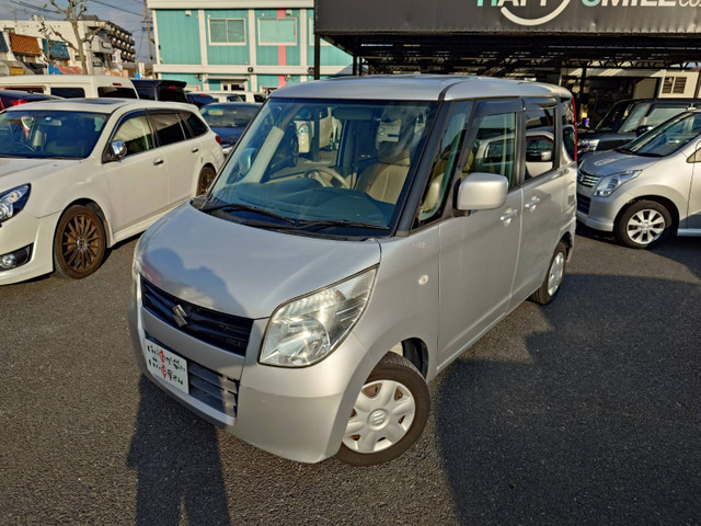 3ヶ月・3000kmの無料保証付きです。エンジン、ミッション等の修理の際に金額が大きくなりがちな箇所も無料修理で安心です。最大3年までの有料保証も取り扱っております。