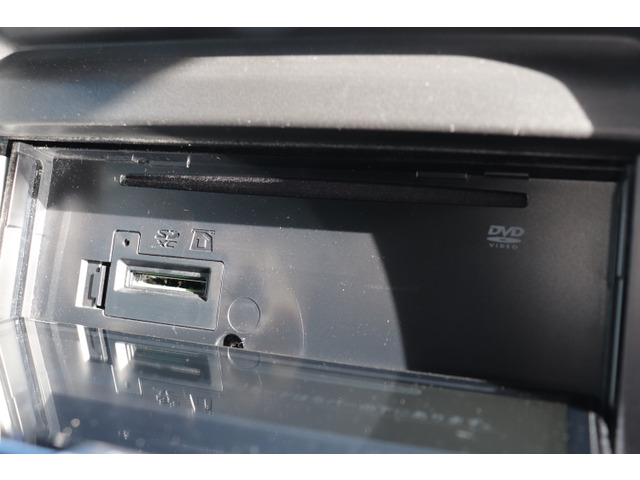 CD/USB/Bluetooth�I�[�f�B�I���Ή���