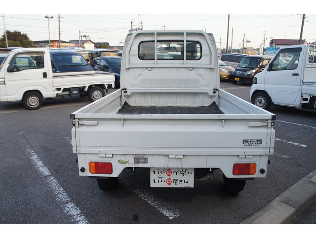 外装仕上げ、みがき、破水仕上げします。内装クリーニング ヘッドライトの黄ばみ落としてからの磨き!納車仕上げ専門の担当者がしっかり仕上げさせて頂きます。満足クォリティー!直通TEL0569-84-1338