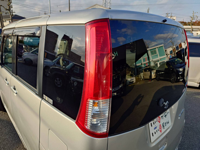 契約書のやり取りはメールやFAXのみでも可能です。TELにて現車を確認しながらのご説明や、気になる箇所の写メ送信等もご対応できますので、お気軽にお申し付けください。