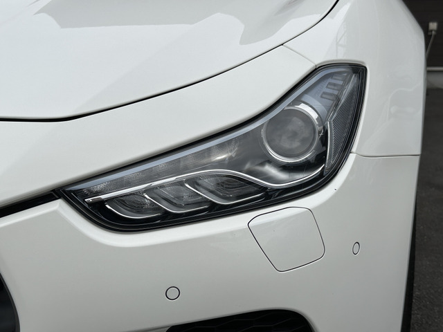 �yHID�w�b�h���C�g�z