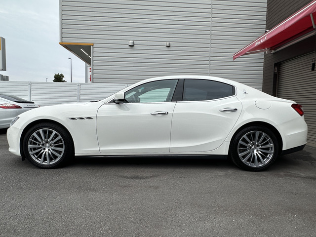 �y�O�� �����z