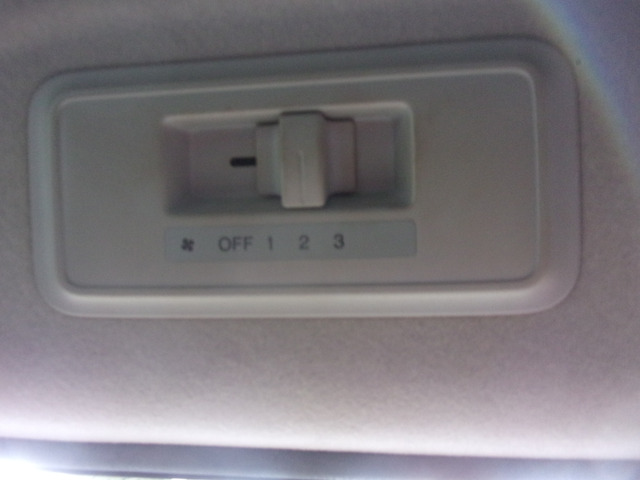 ��ȗp�󒲃R���g���[���[�B