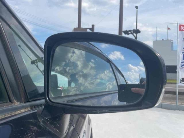 �w�b�h���C�g�E�t�����g������N���A�ň�ۂ̗ǂ��O�ςł��B