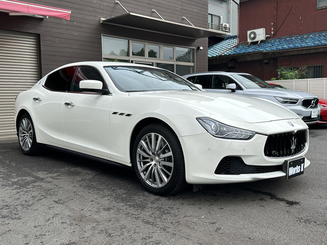 �y�O�� �΂߉E�z