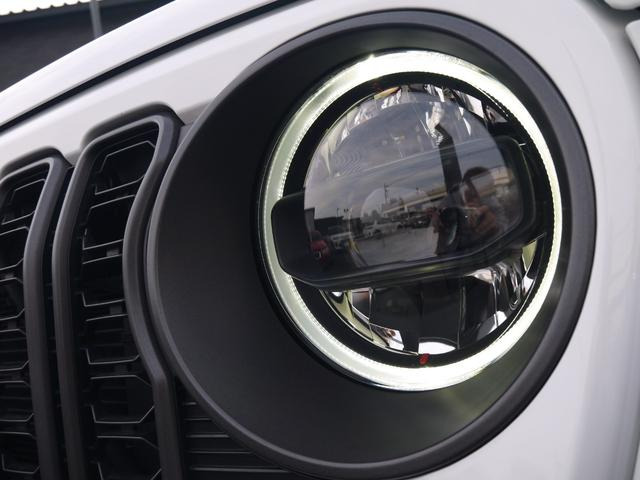 LEDヘッドライト