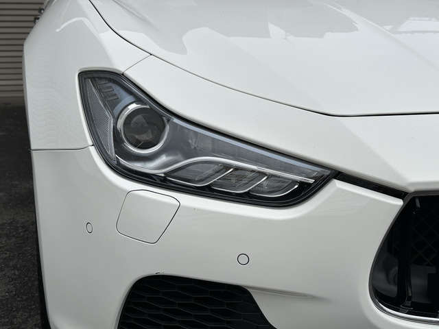 �yHID�w�b�h���C�g�z