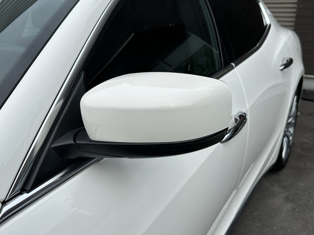 �y�� �T�C�h�~���[�z