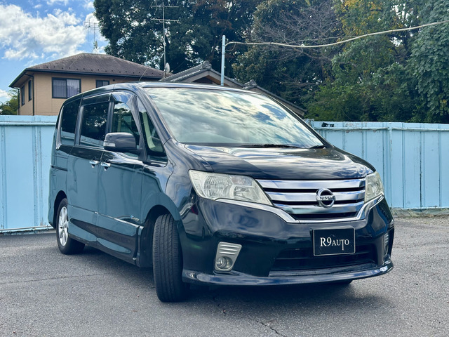 セレナ2.0 ハイウェイスター S-HYBRID