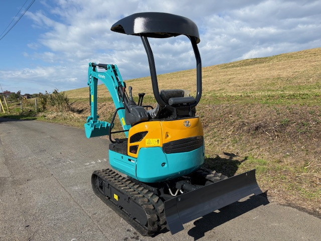 クボタミニバックホー