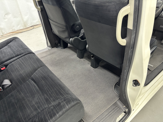 �y����OK�z���Ԃ̈ړ���葱���Ȃǂ������܂��̂ŁA����]�̍ۂ͂����X������O���܂łɂ��A�����������B�i���o�[�v���[�g�̖����Ԃ̌����ł̎���́A�X�^�b�t�̉^�]�ƂȂ�܂��B�������͉\�ł��B