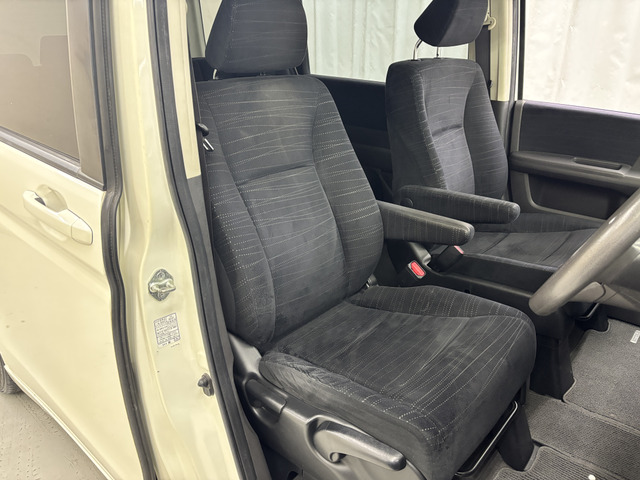 �y�W���ԗ��ɂ��āz �ቿ�i���������邽�߁A���ׂȏ��Ȃǂ͏C�������ɓW�����Ă���ꍇ���������܂��B�ł��邾�������������Ē����悤�ɂ��Ă���܂����A���s���ȕ��̓X�^�b�t�܂ł��q�˂��������B