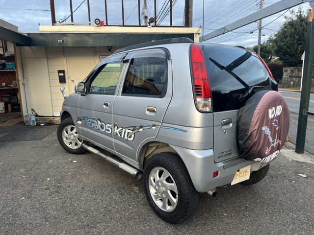 �В����猵�I�����ǎ��Ȏԗ�����葵���Ă���܂�